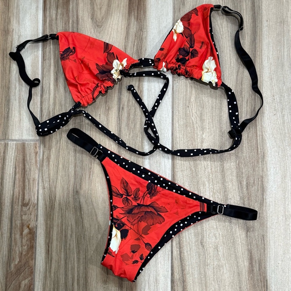 NWT Gorgeous REVERSIBLE Bikini Set